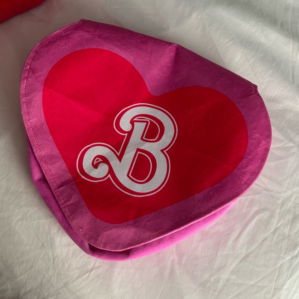 Barbie purse & blanket